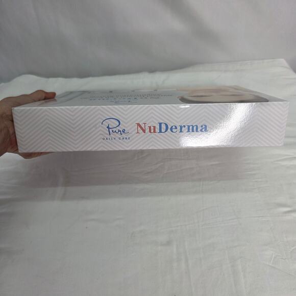 NuDerma Handheld Skin Therapy Wand Machine w/Neon – Anti-Aging - Skin Tightening - Picture 15 of 16